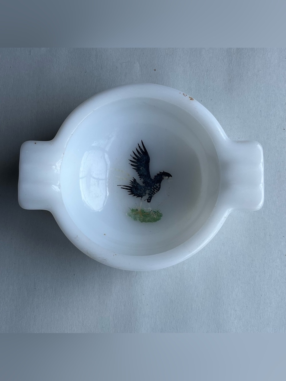 Vintage White Milk Glass Bird Design Ashtray 5.25x4x1.75”